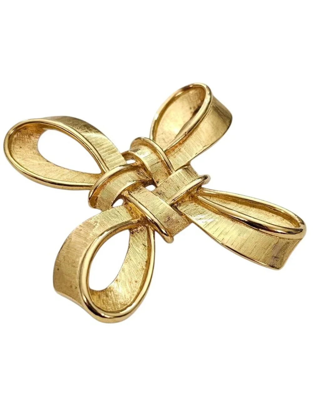Trifari Gold Tone Maltese Cross Ribbon Brooch Signed, J109